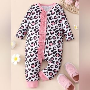3/$30 Worn Once Baby Girl Pink 9-12 Month Leopard Cheetah Ruffle Onesie Jumper.